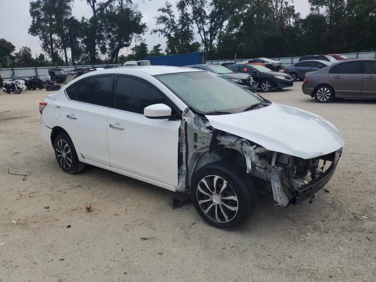 2014 Nissan Sentra S - Image 4
