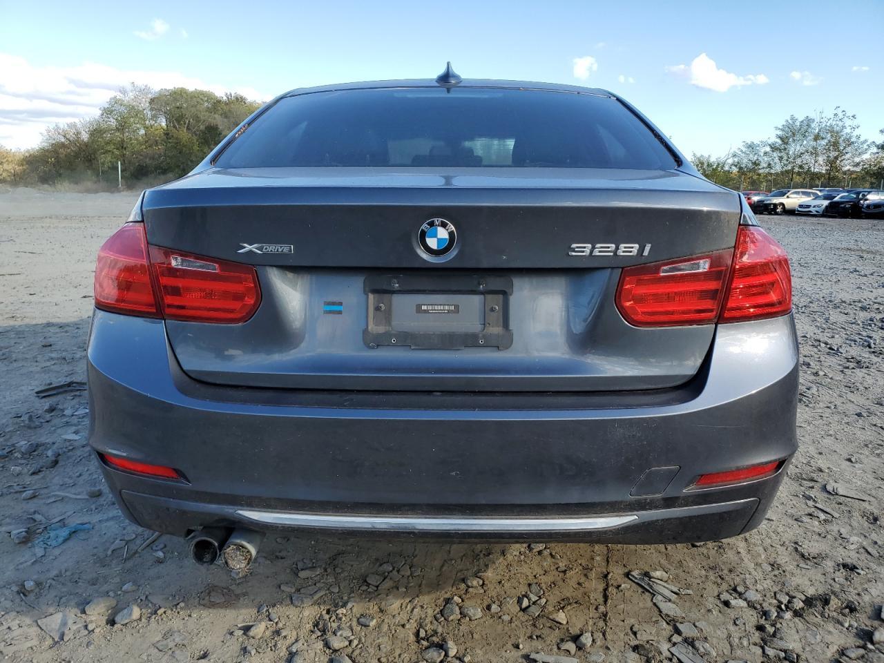 2013 BMW 328 Xi - Image 6