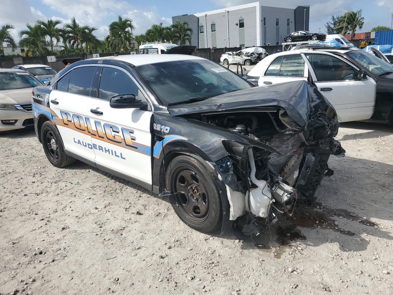 2018 Ford Taurus Police Interceptor - Фото 4
