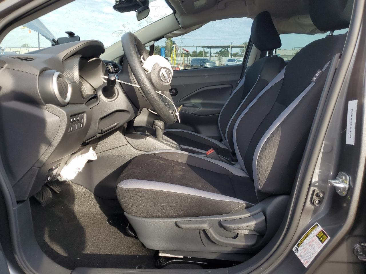 2025 Nissan Versa S - Image 7