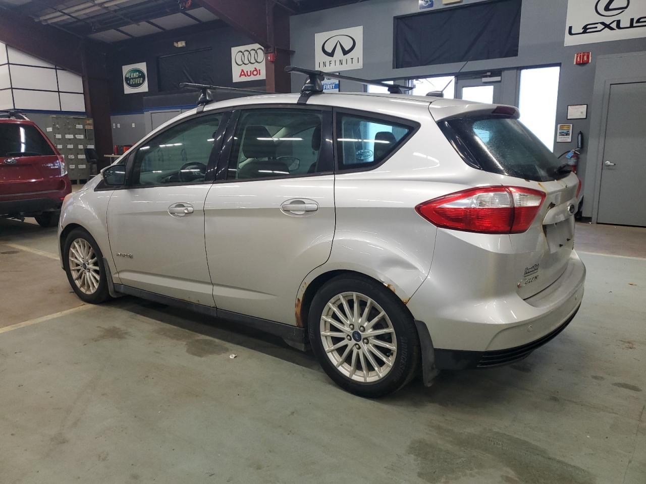 2014 Ford C-Max Se - Фото 2