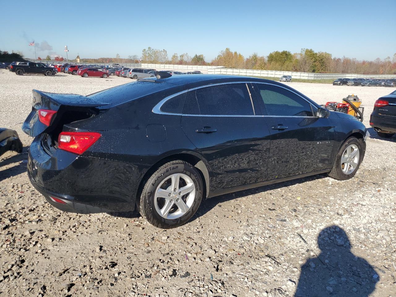 2020 Chevrolet Malibu Ls - Image 3