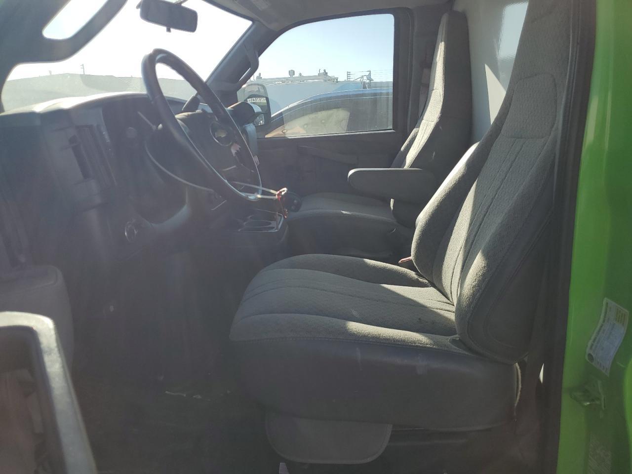 2023 Chevrolet Express G3500 - Фото 7