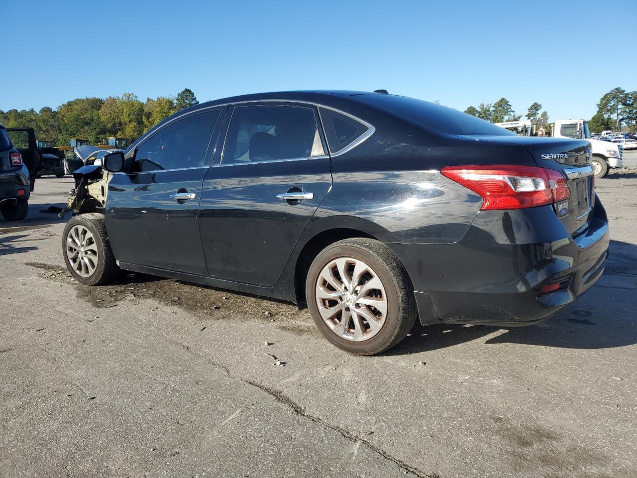 2019 Nissan Sentra S - Фото 2