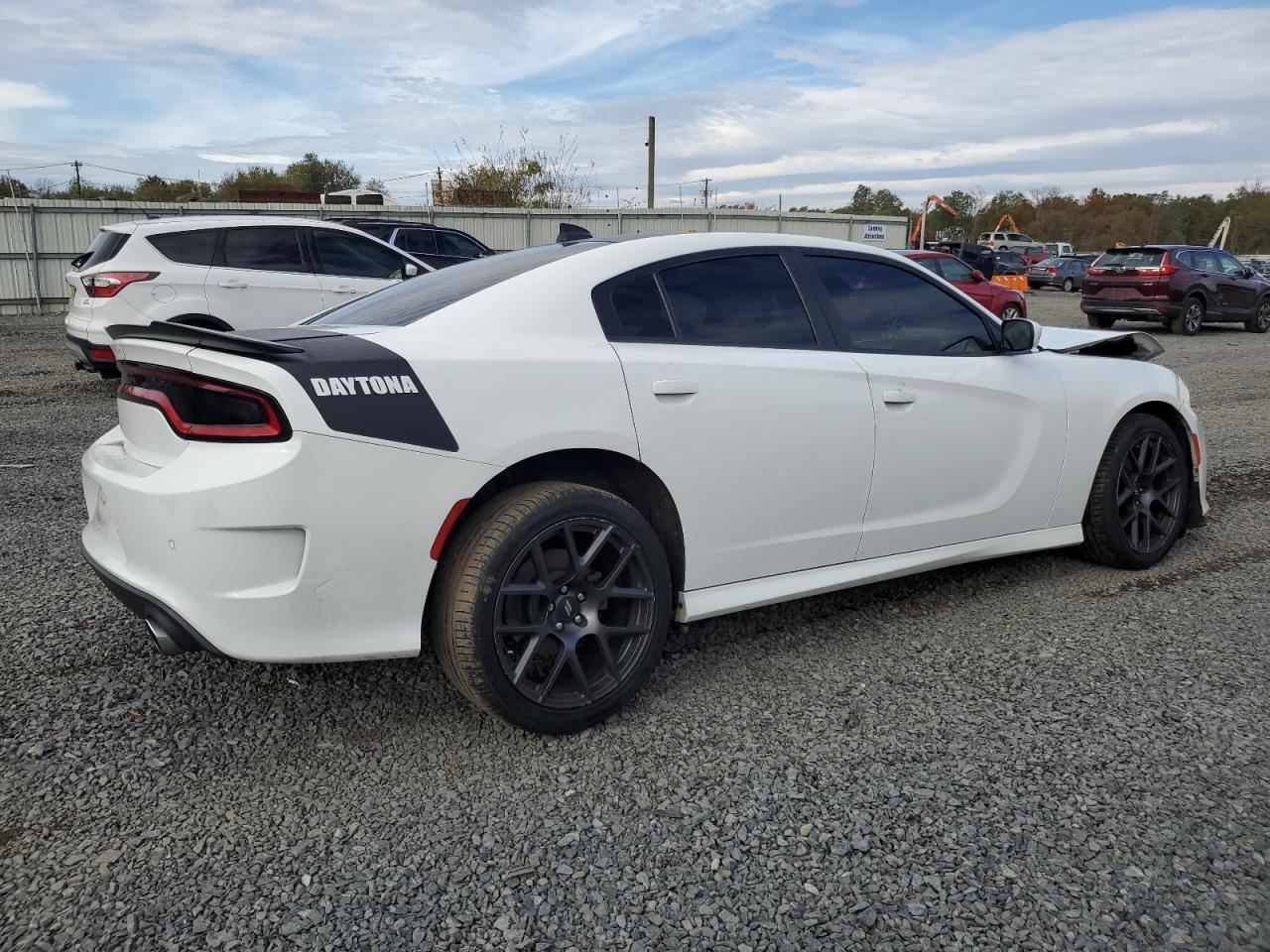 2019 Dodge Charger R/T - Image 3