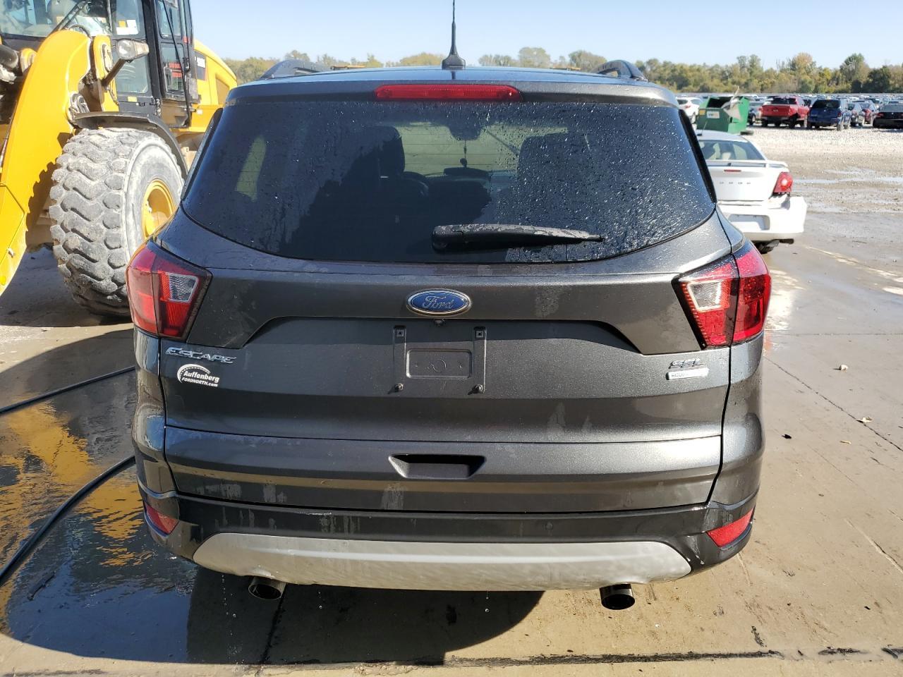 2019 Ford Escape Sel - Фото 6