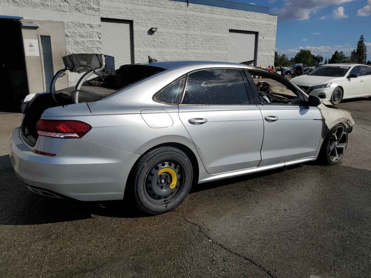 2021 Volkswagen Passat R-Line - Фото 3