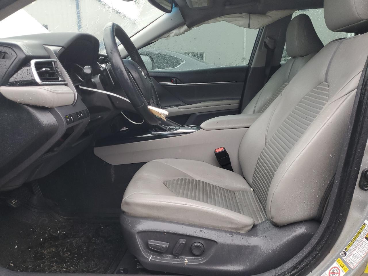 2018 Toyota Camry L - Image 7