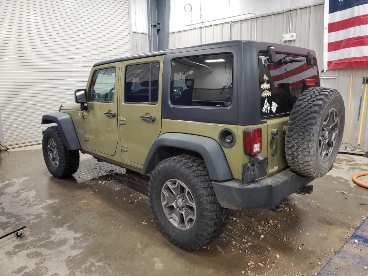 2013 Jeep Wrangler Unlimited Rubicon - Image 2