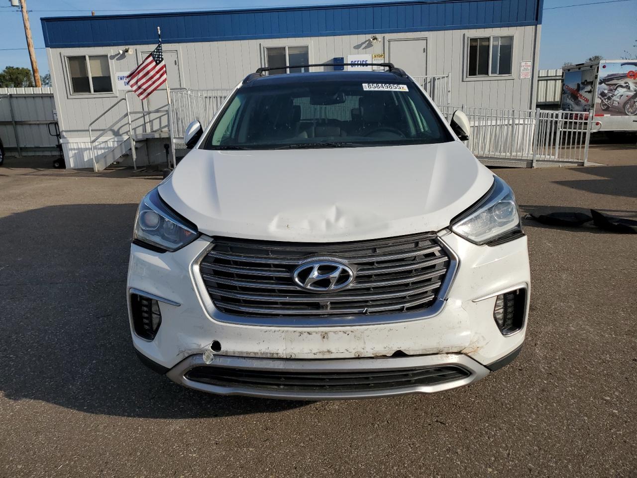 2018 Hyundai Santa Fe Se Ultimate - Image 5