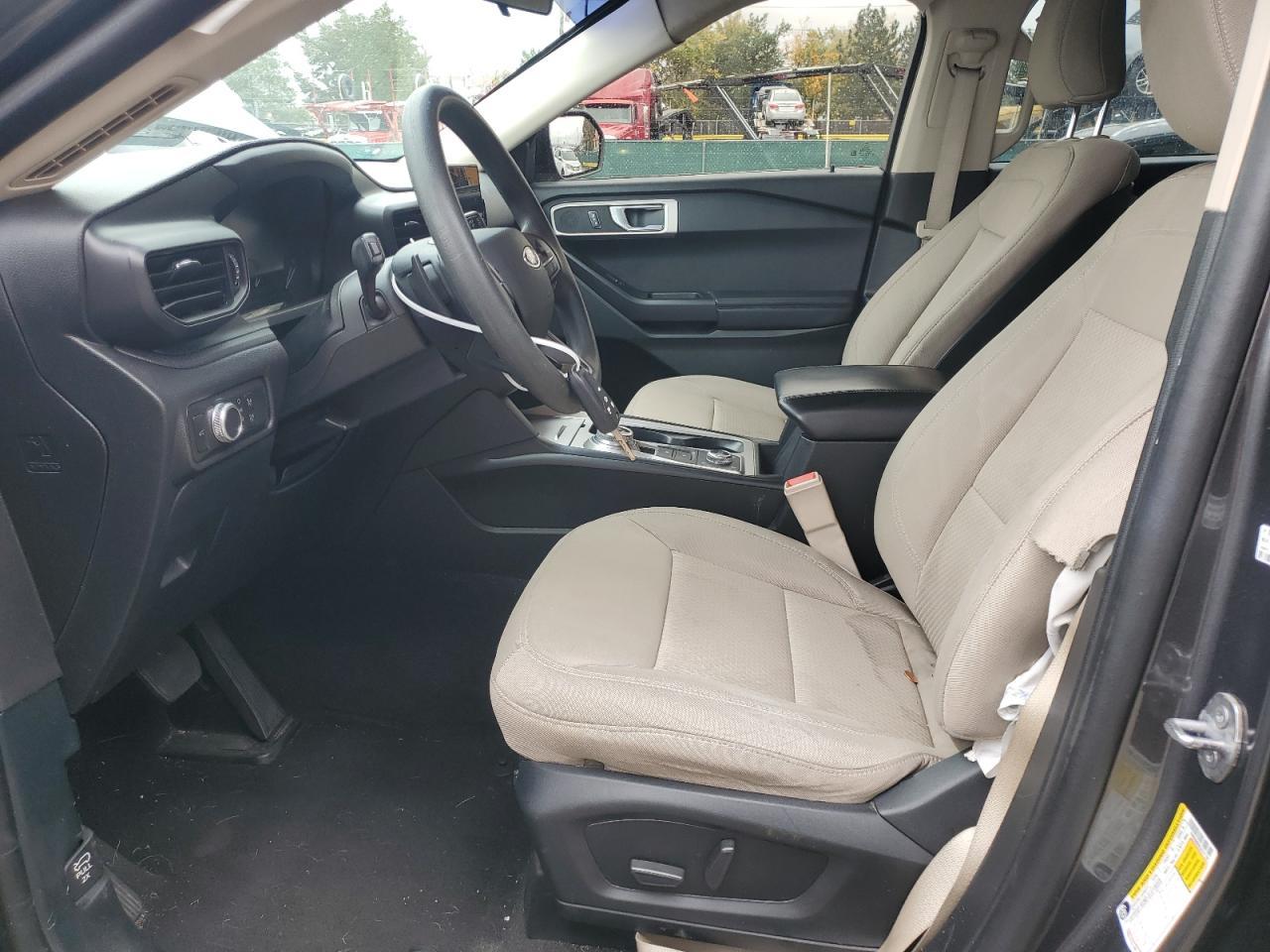 2020 Ford Explorer - Image 7