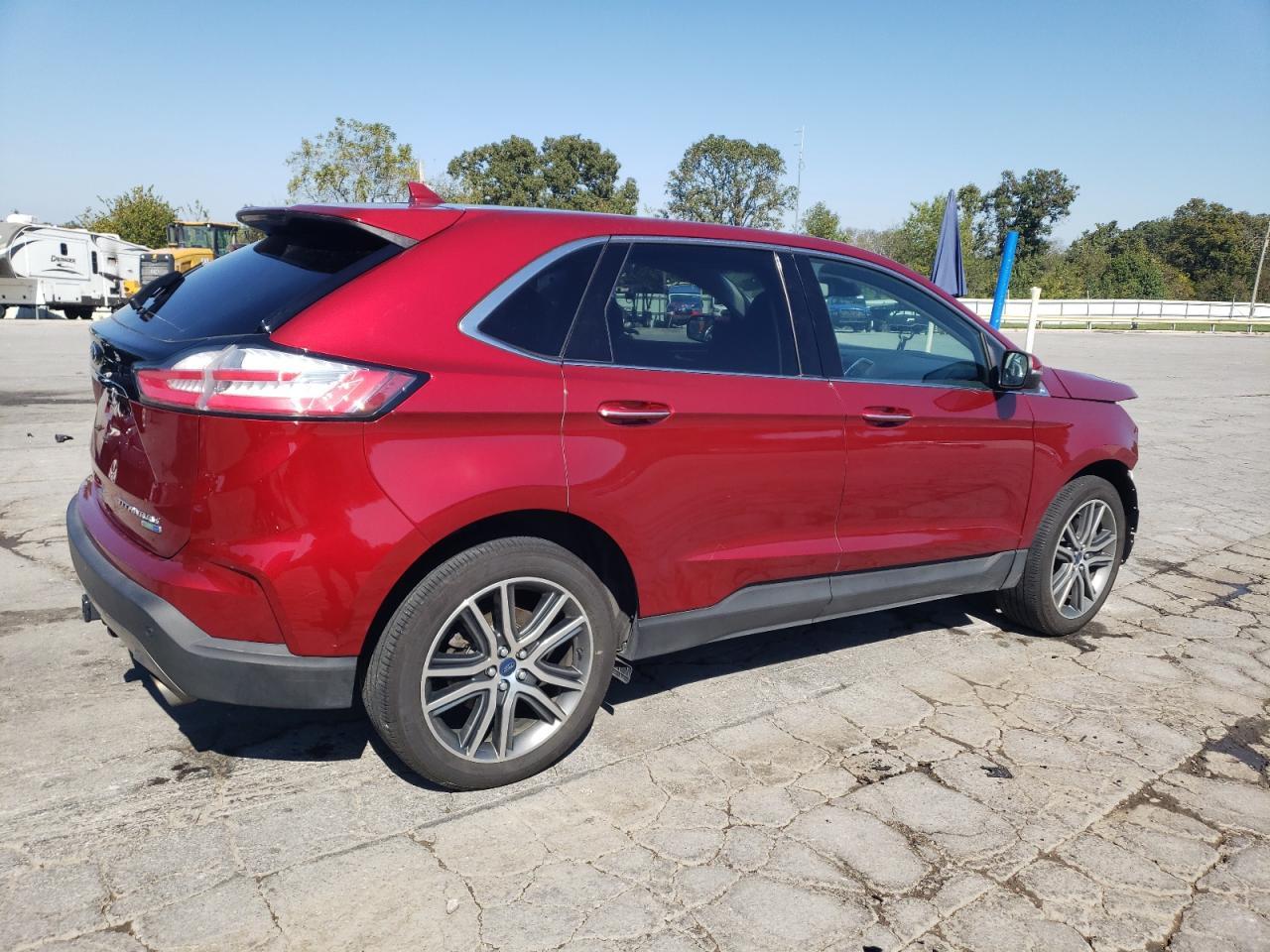 2019 Ford Edge Titanium - Фото 3