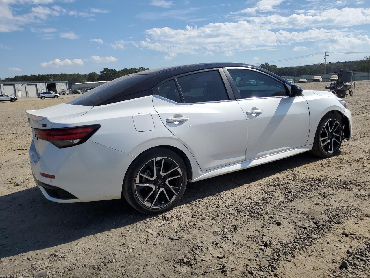 2025 Nissan Sentra Sr - Фото 3