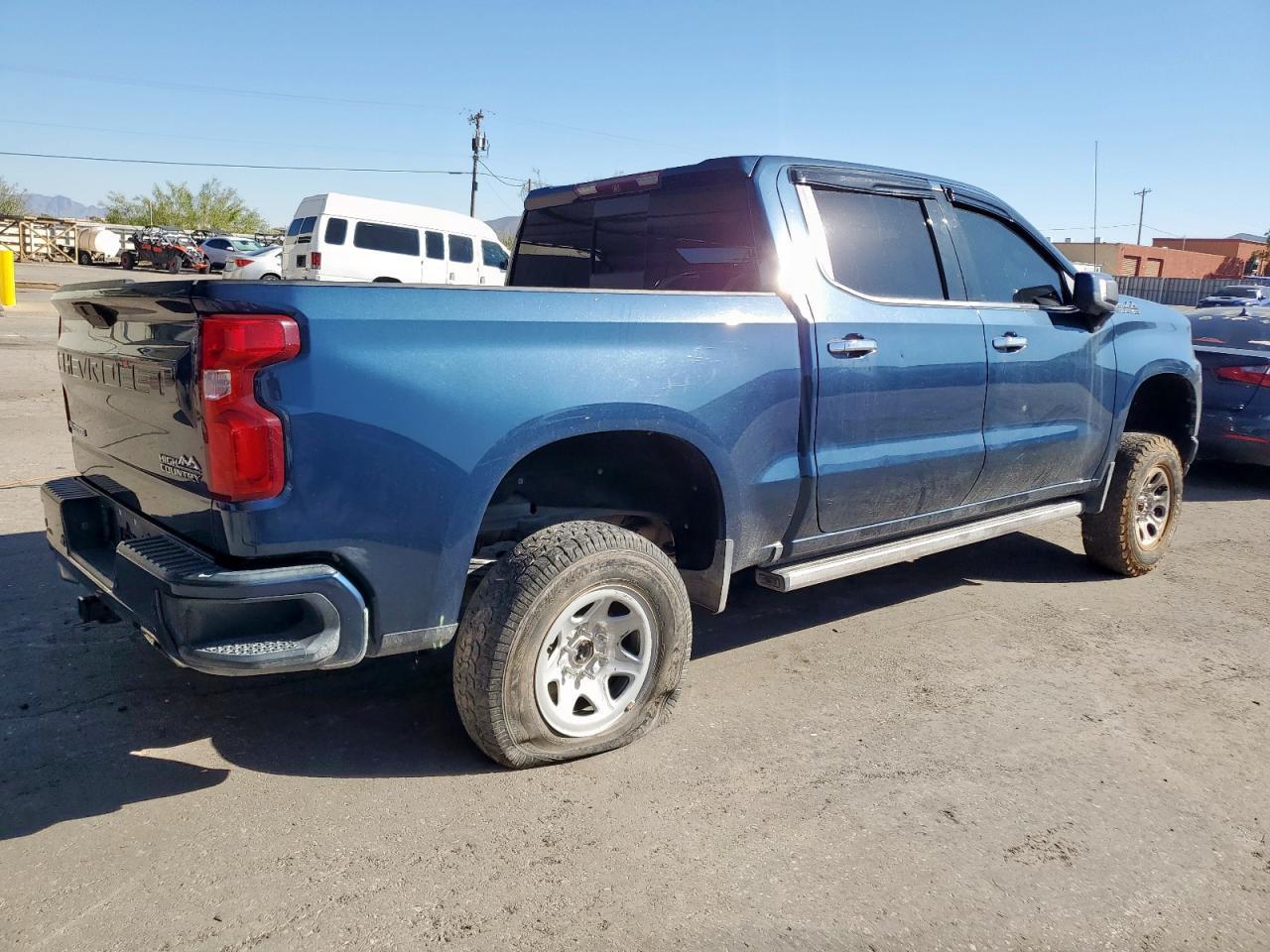 2019 Chevrolet Silverado K1500 High Country - Image 3