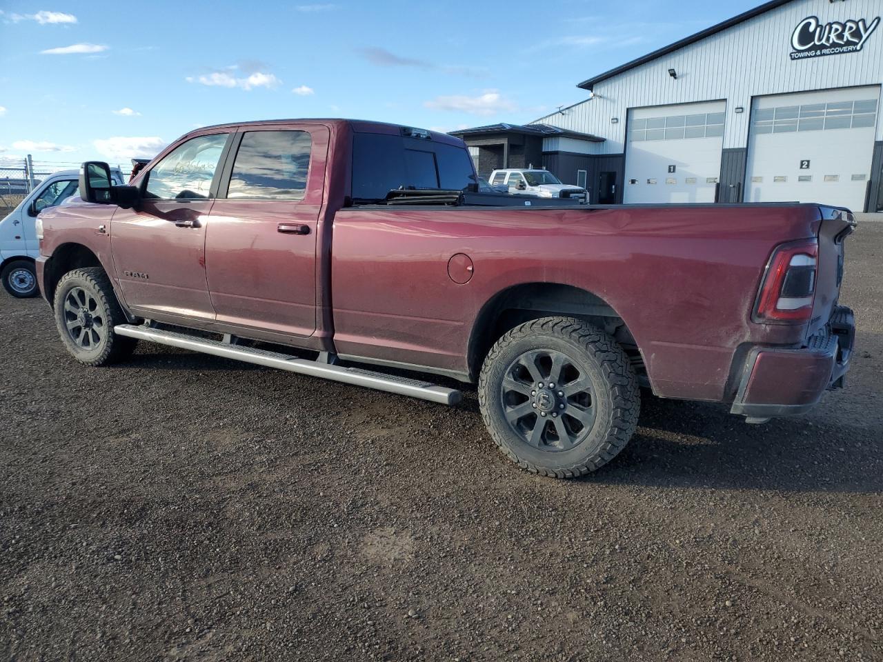 2024 Ram 3500 Laramie - Фото 2