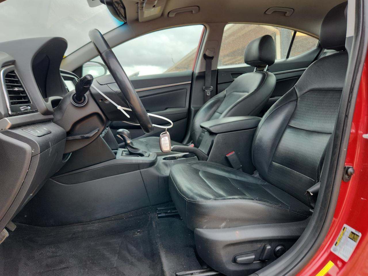 2017 Hyundai Elantra Li - Image 7