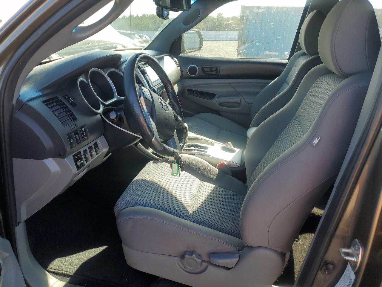 2013 Toyota Tacoma Double Cab - Image 7