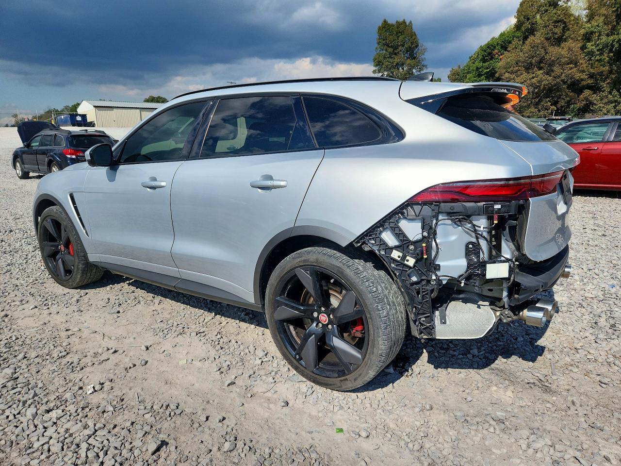 2021 Jaguar F-Pace Svr - Фото 2