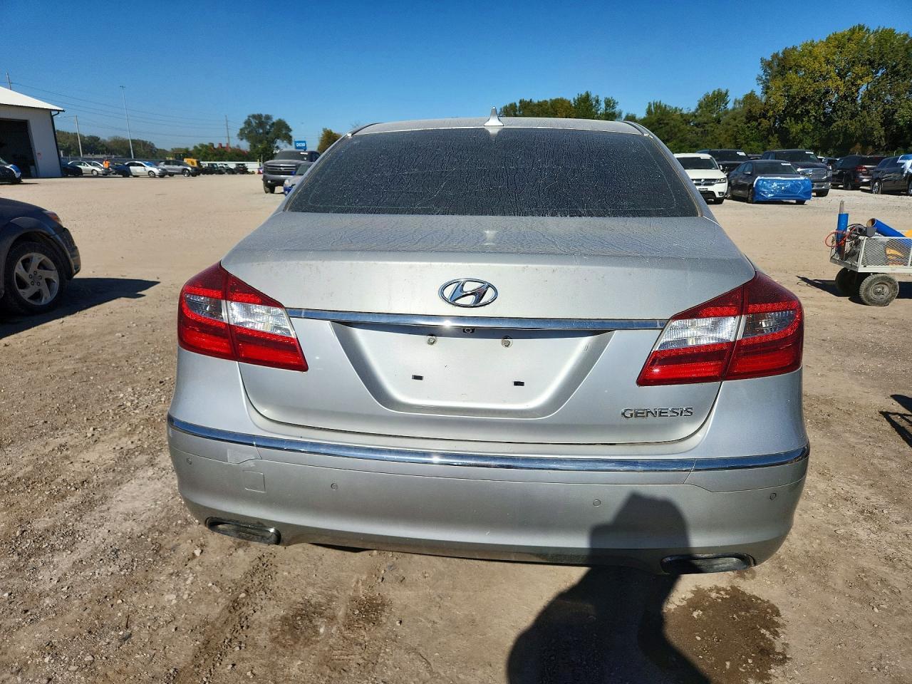 2012 Hyundai Genesis 3.8L - Image 6