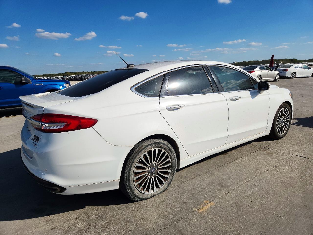 2018 Ford Fusion Titanium/Platinum - Image 3