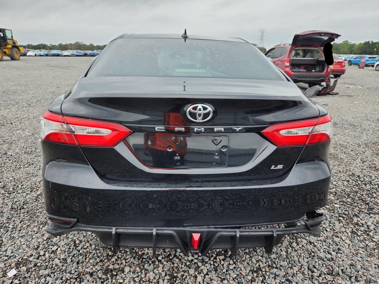 2019 Toyota Camry Le - Image 6