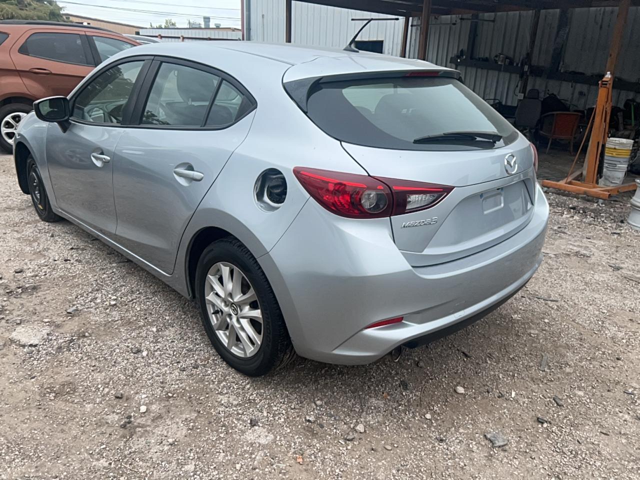 2017 Mazda 3 Sport - Фото 3