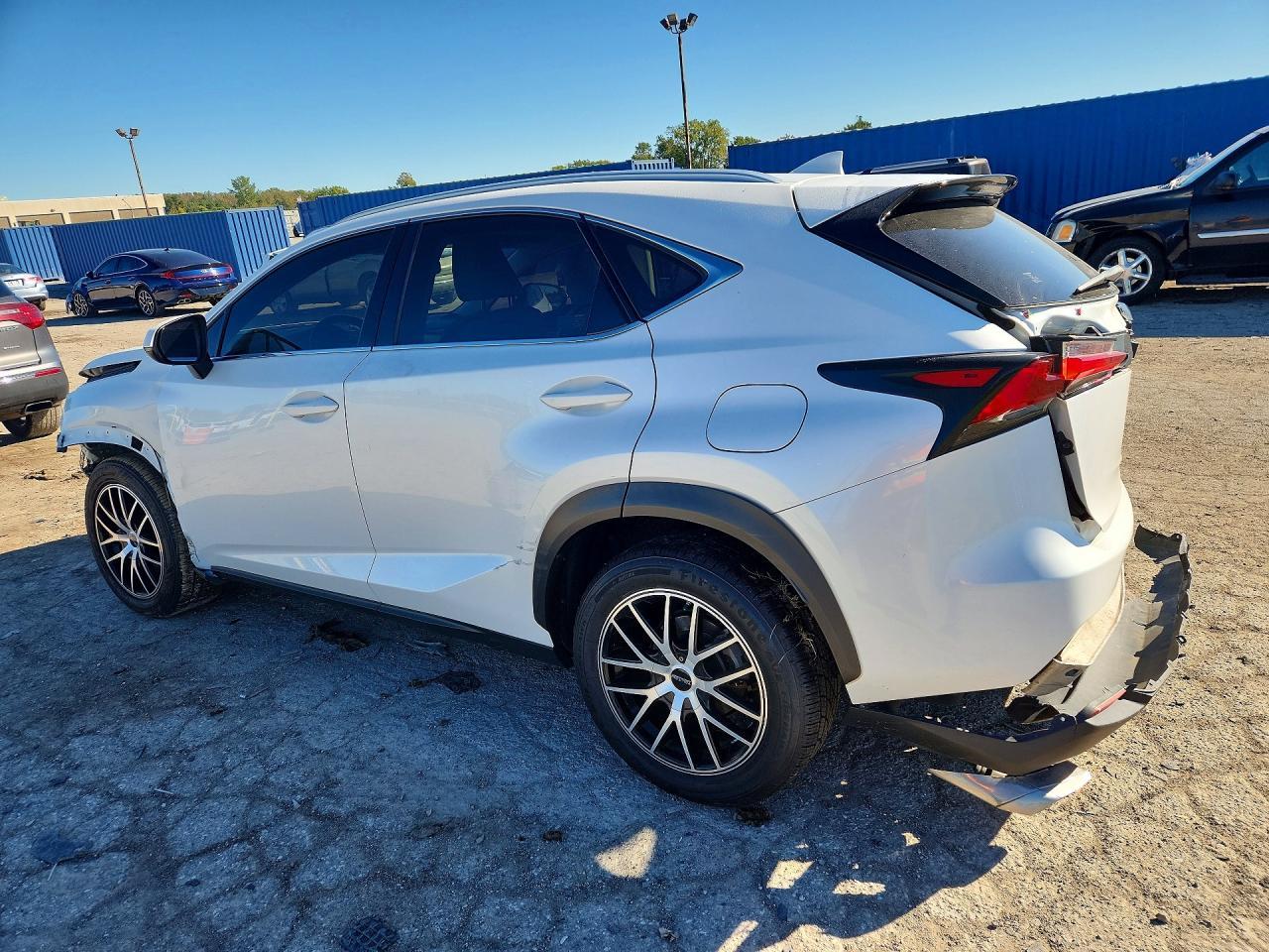2016 Lexus Nx 200T Base - Фото 2