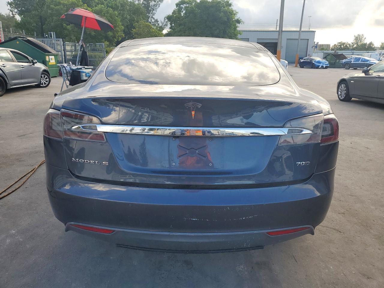 2016 Tesla Model S - Фото 6