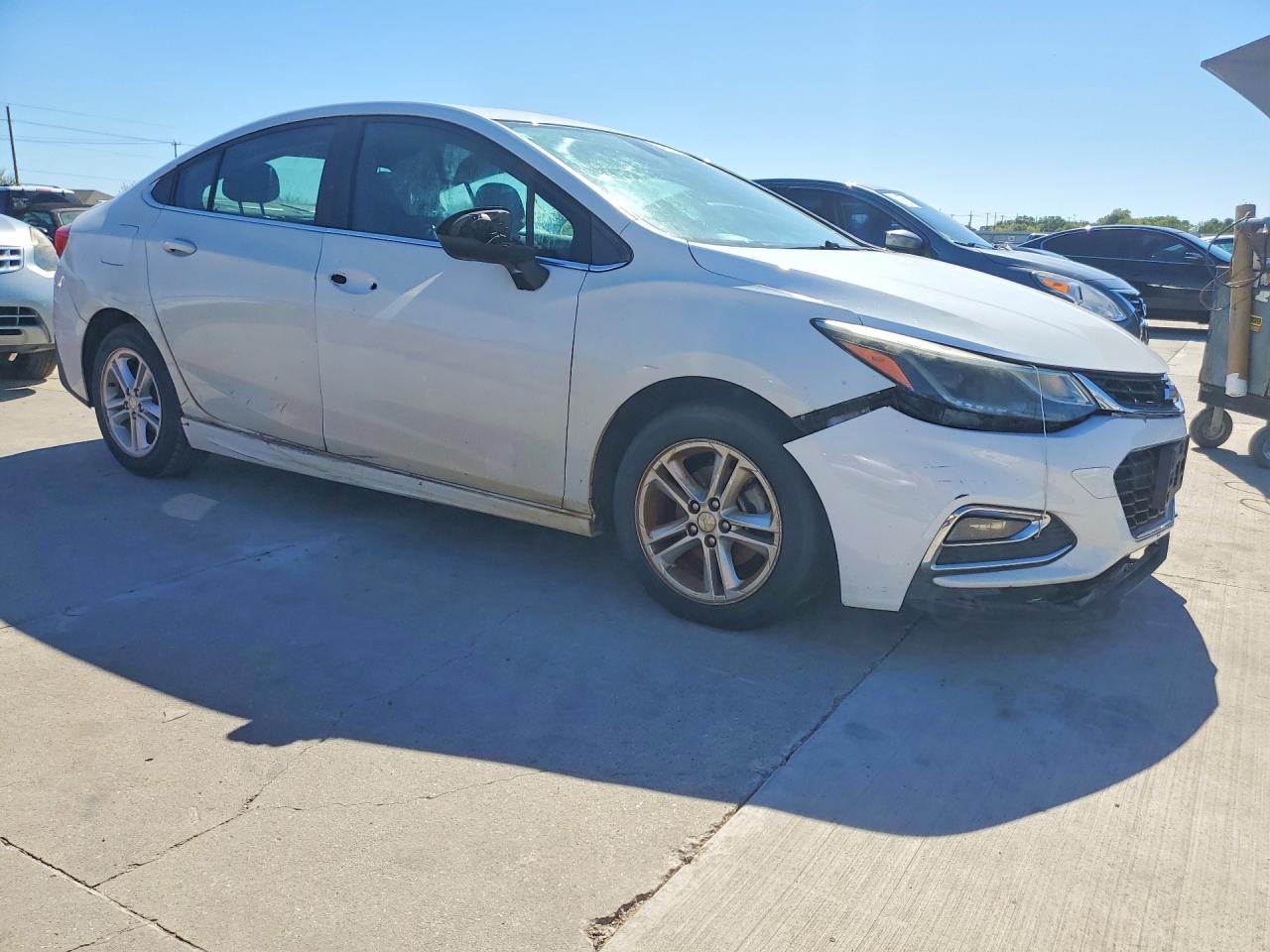 2017 Chevrolet Cruze Lt - Фото 4