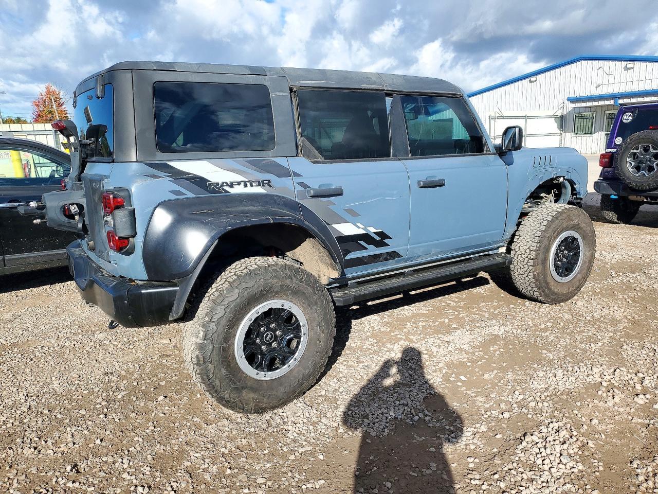 2023 Ford Bronco Raptor - Image 3