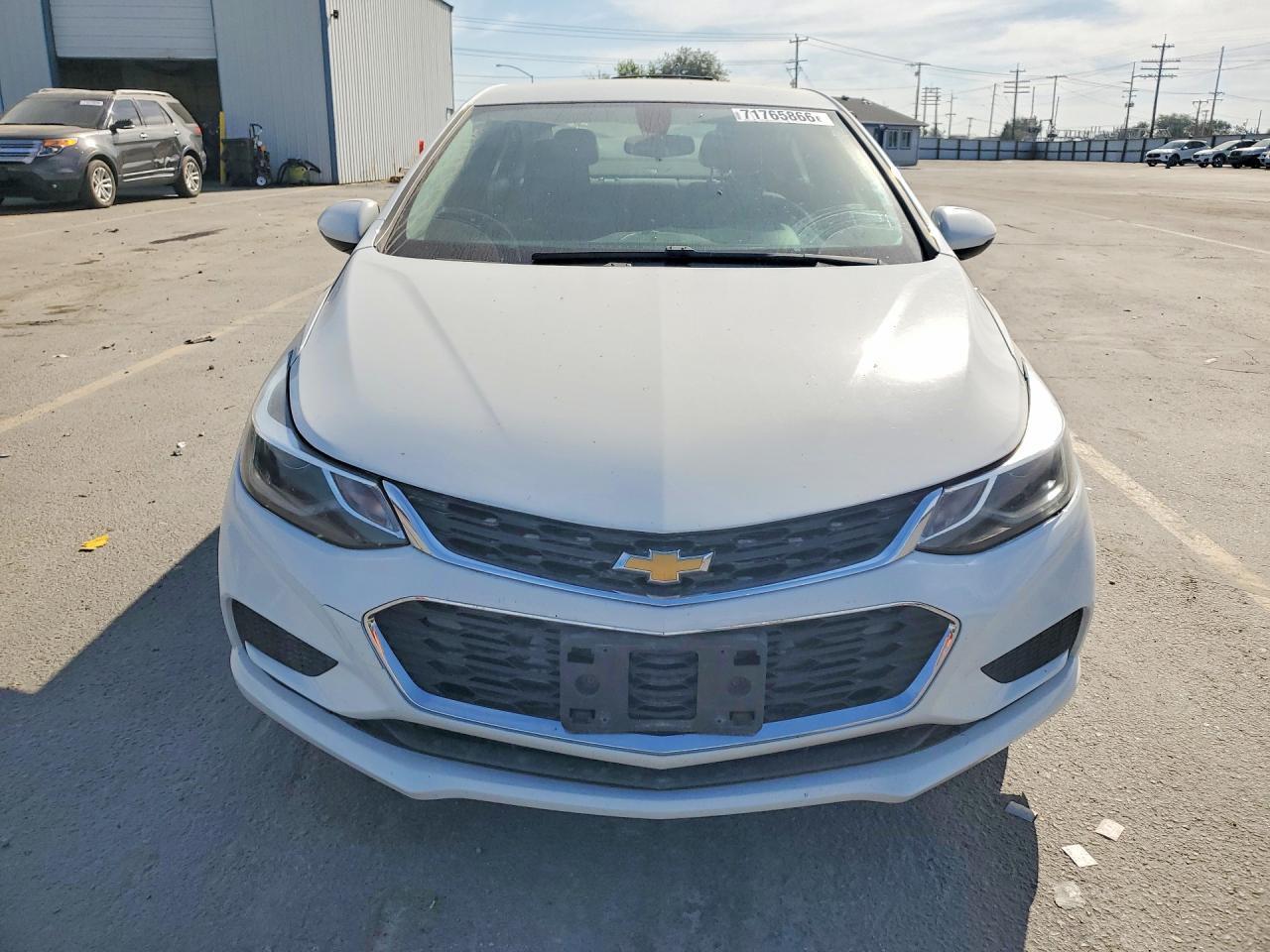 2018 Chevrolet Cruze Lt - Image 5