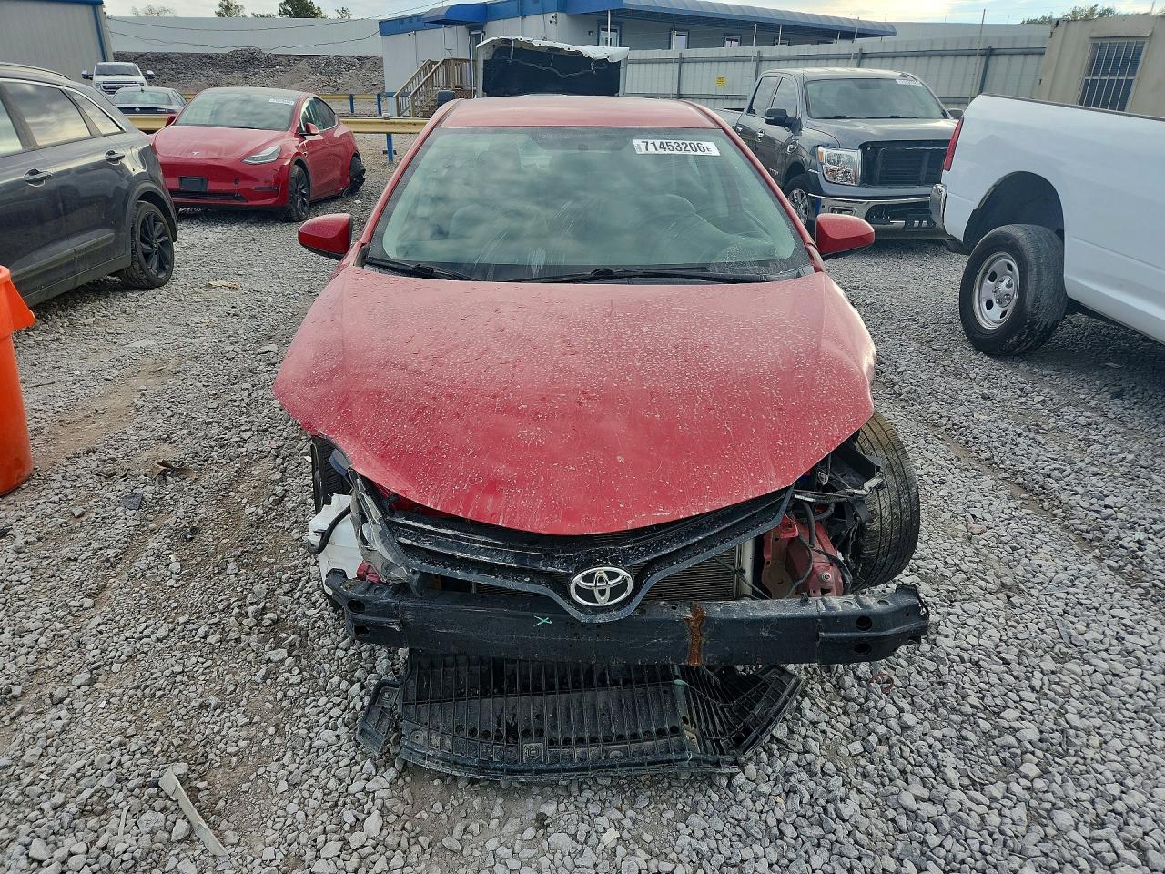 2016 Toyota Corolla Le - Image 5