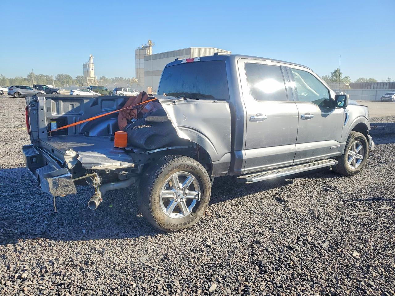 2024 Ford F150 Xlt - Фото 3