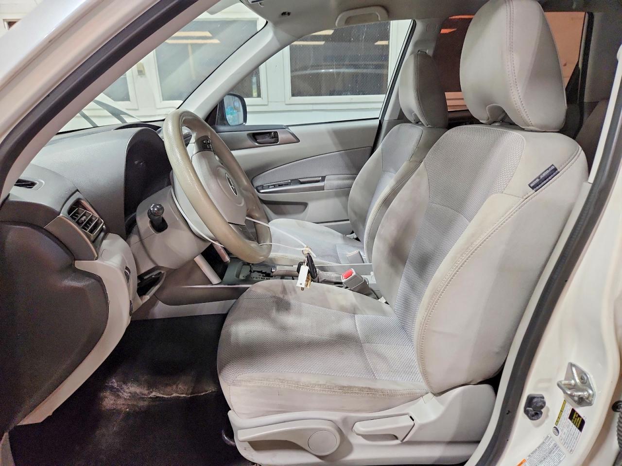2011 Subaru Forester 2.5X - Фото 7