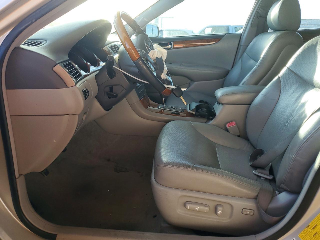 2005 Lexus Es - Image 7