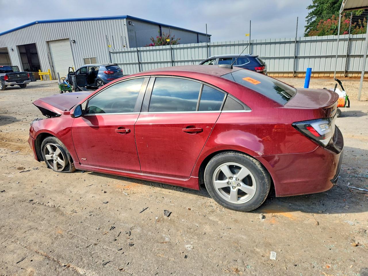 2016 Chevrolet Cruze Limited Lt - Image 2