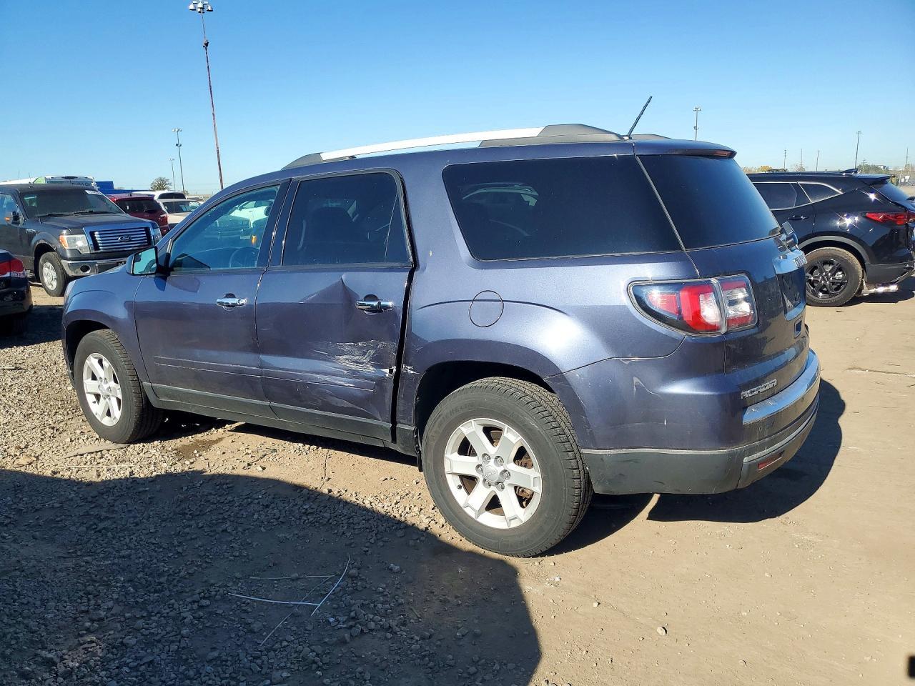 2013 GMC Acadia Sle - Фото 2