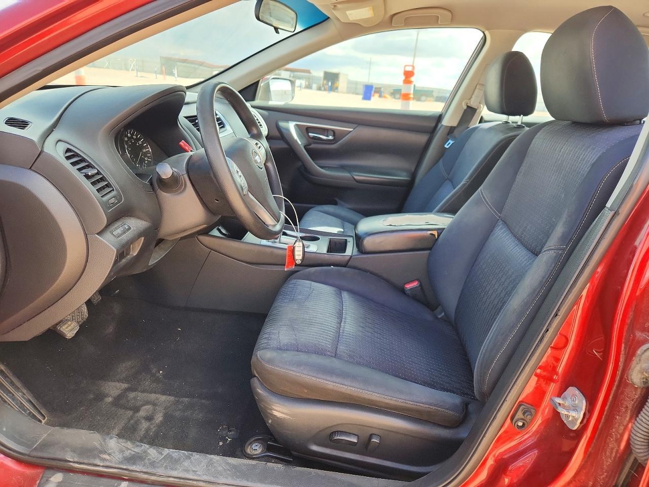2016 Nissan Altima 2.5 S - Image 7