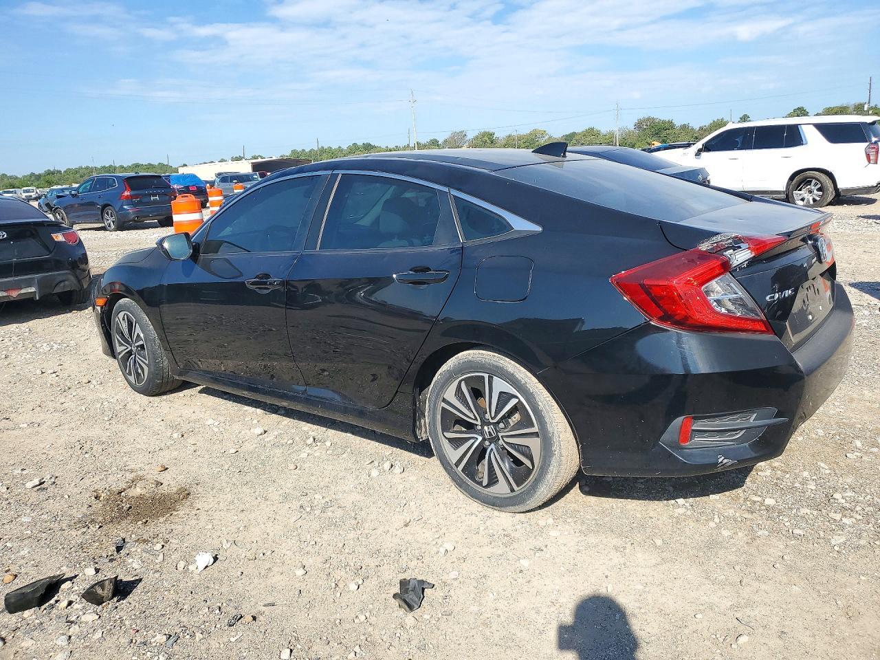 2016 Honda Civic Ex - Image 2