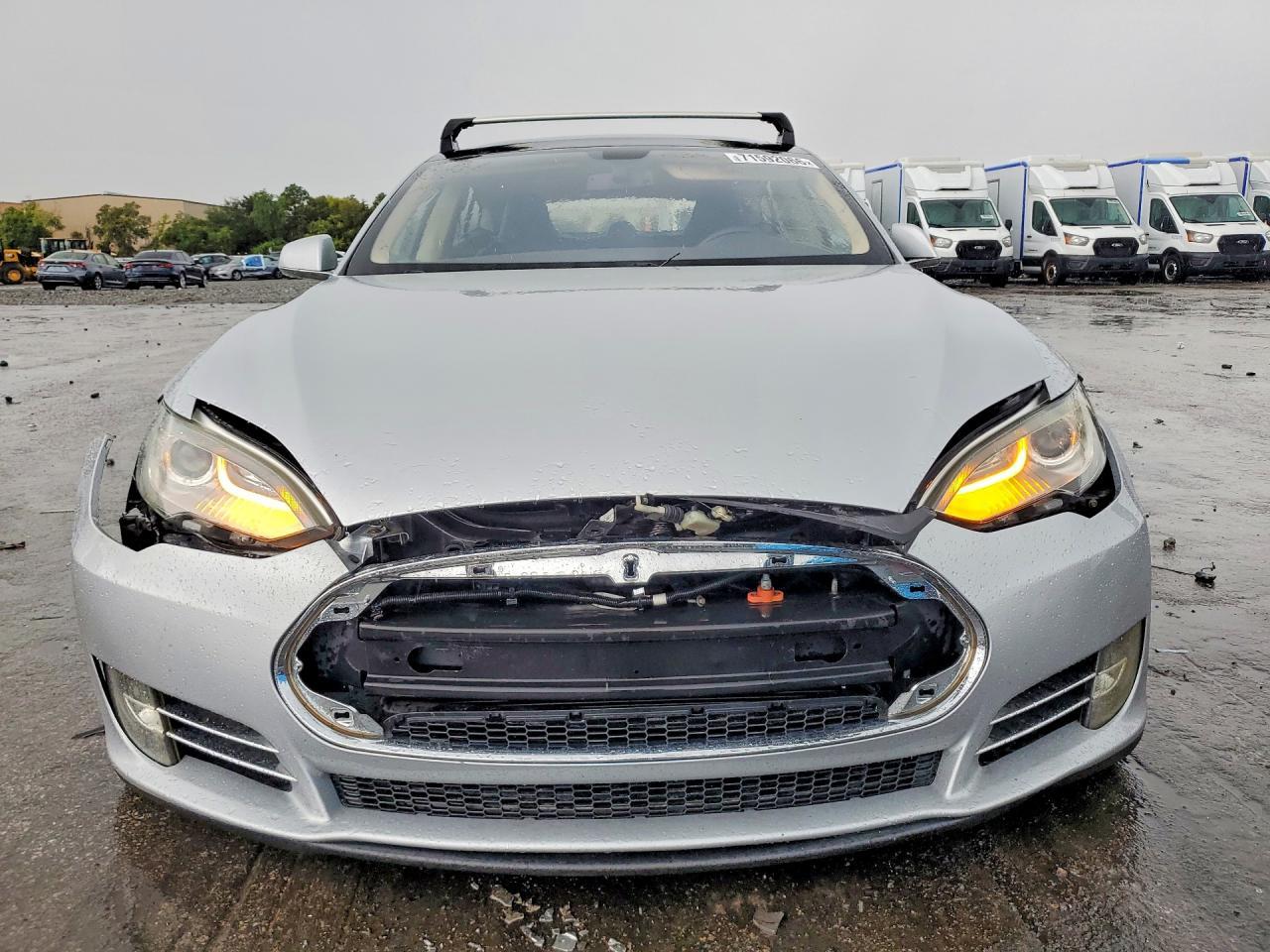 2013 Tesla Model S - Image 5