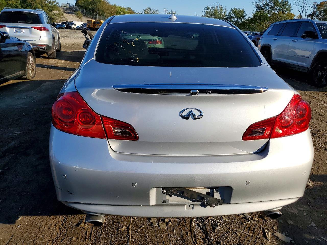 2013 Infiniti G37 Sedan X - Image 6