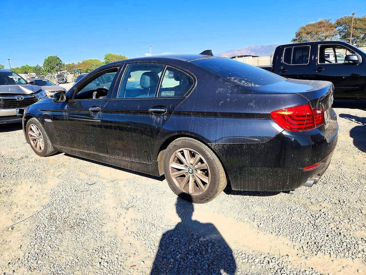 2015 BMW 528 I - Фото 2