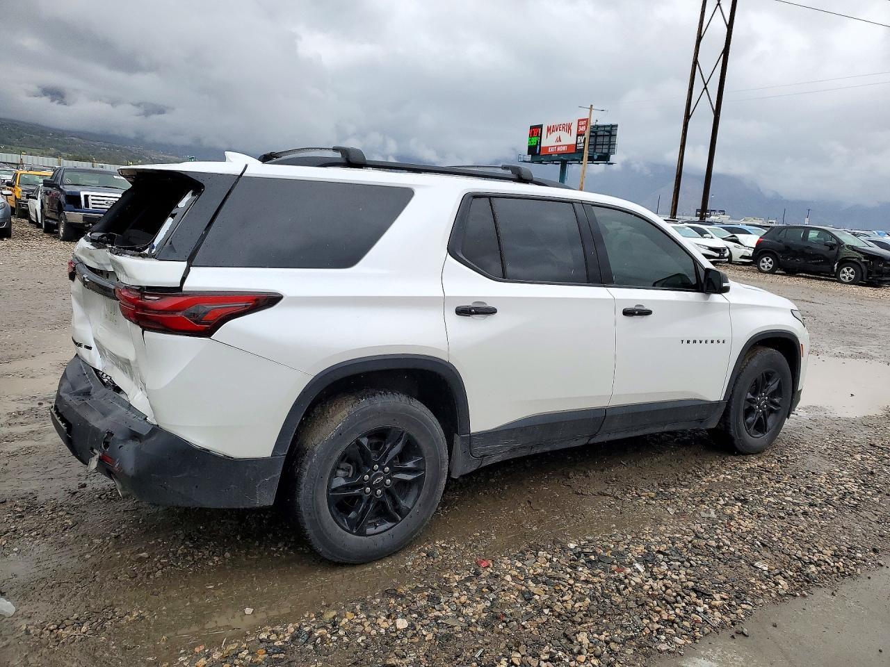 2022 Chevrolet Traverse Lt - Фото 3