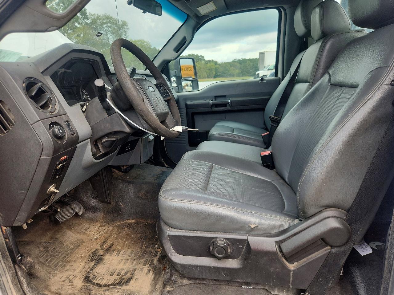 2016 Ford F550 Super Duty - Image 7