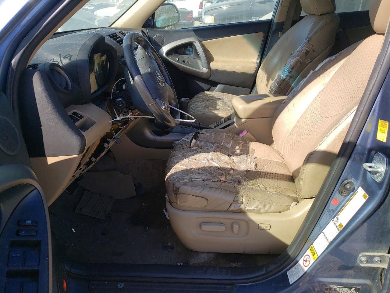 2009 Toyota Rav4 Limited - Image 7