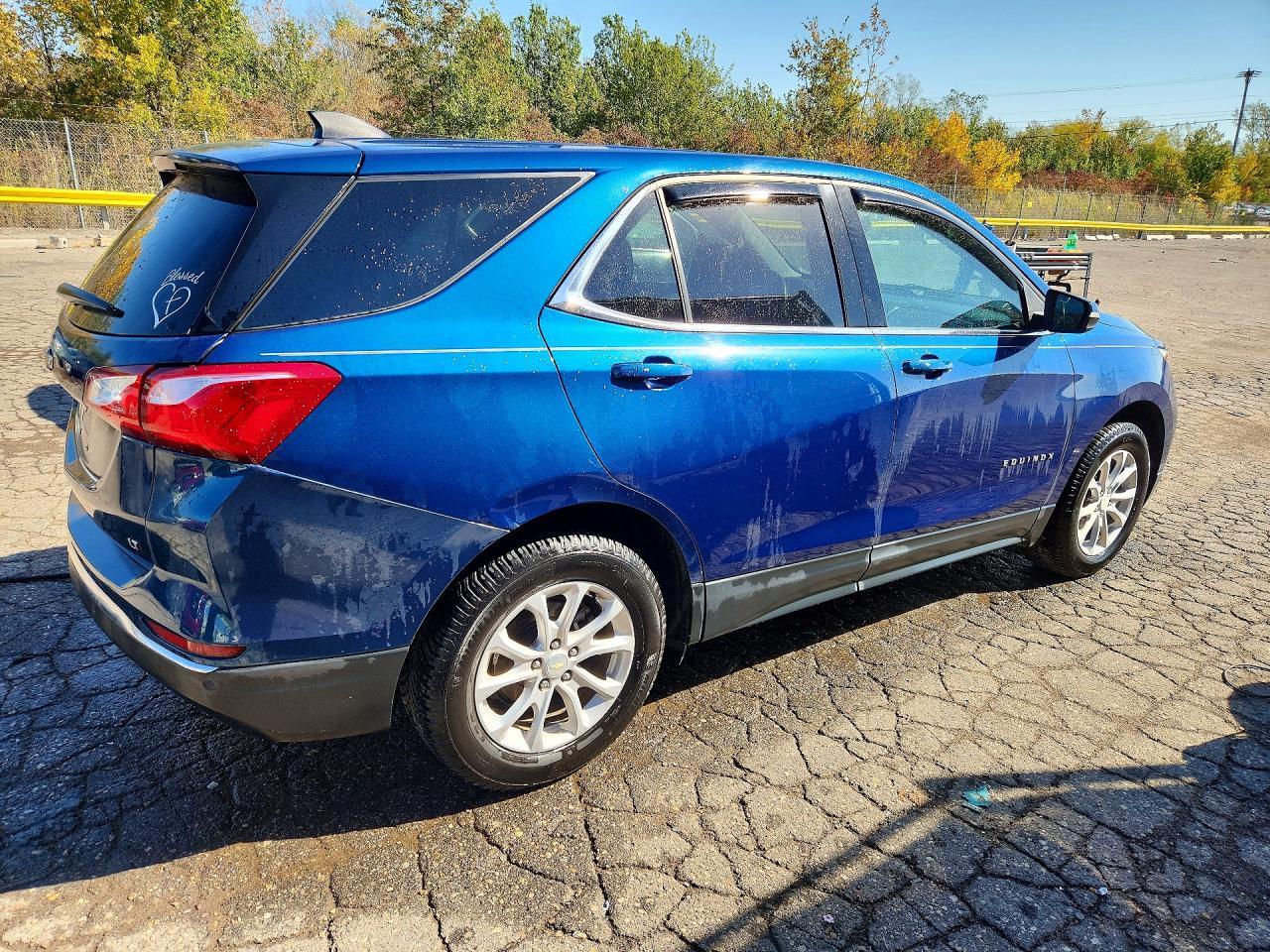 2019 Chevrolet Equinox Lt - Image 3
