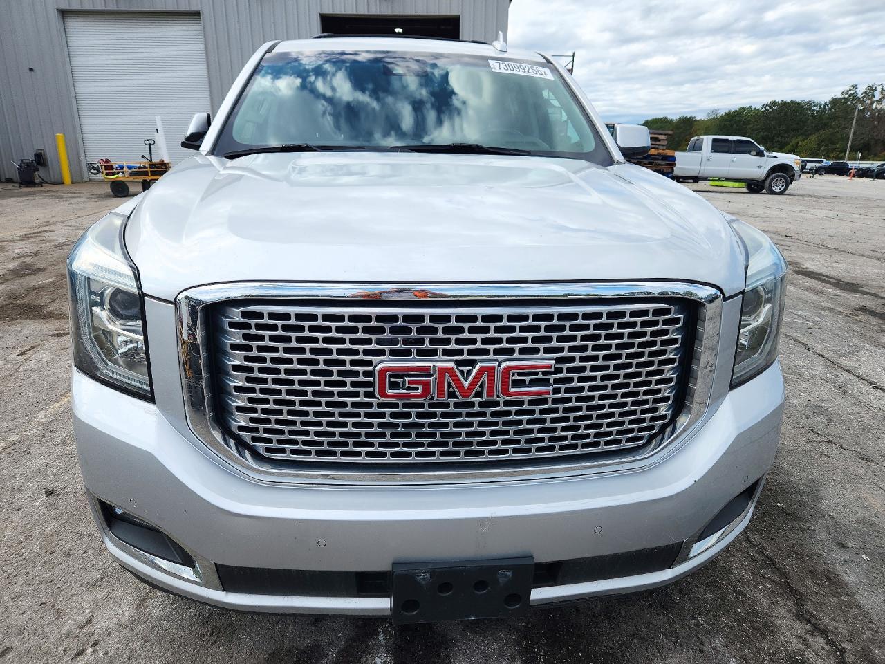 2017 GMC Yukon Xl Denali - Фото 5
