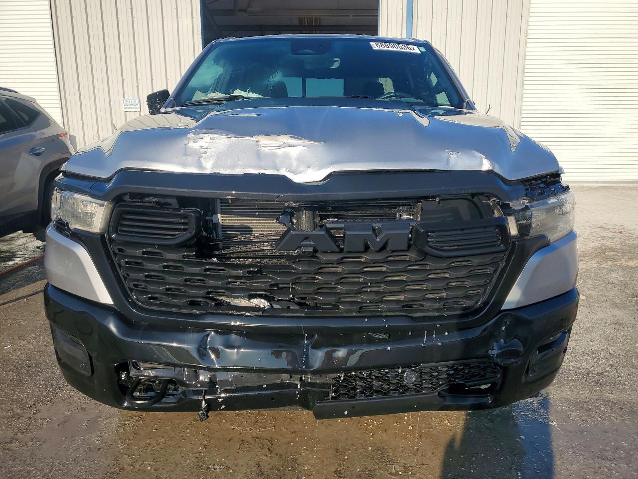 2025 Ram 1500 Tradesman - Фото 5
