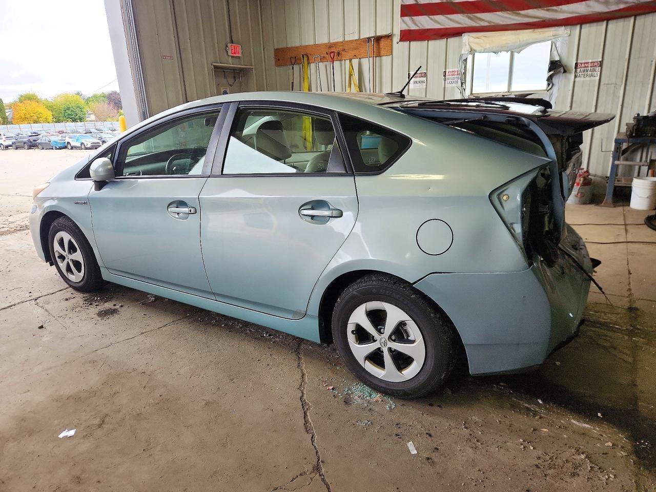 2013 Toyota Prius Three - Image 2