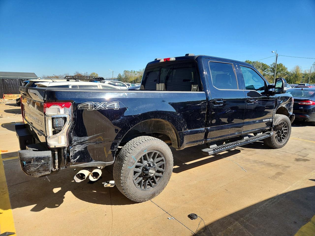 2021 Ford F350 Super Duty - Фото 3